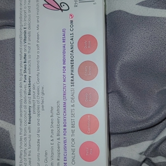 🥳HOST PICK 🥳RHUBARB + ROSE CREAMY LIP AND CHEEK MAKEUP PALETTE - Picture 4 of 4